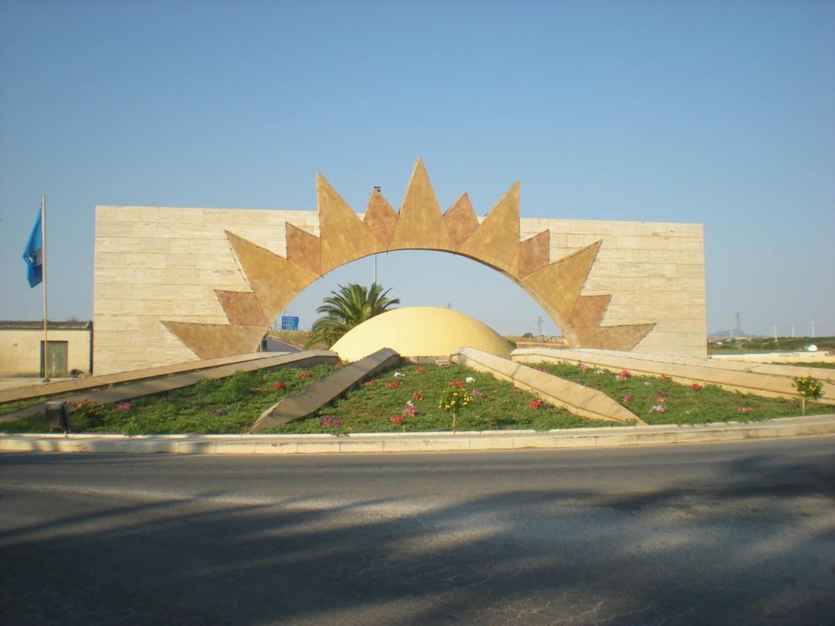 Casa Vacanze Gioberta Menfi Exterior foto